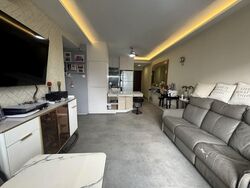 The Esparis (D18), Condominium #563510491